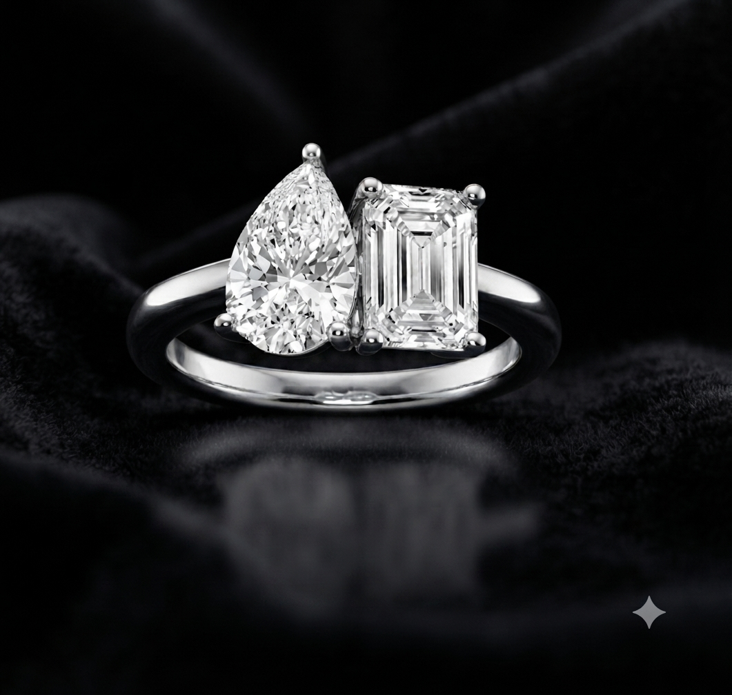 Pear & Emerald Duo Ring